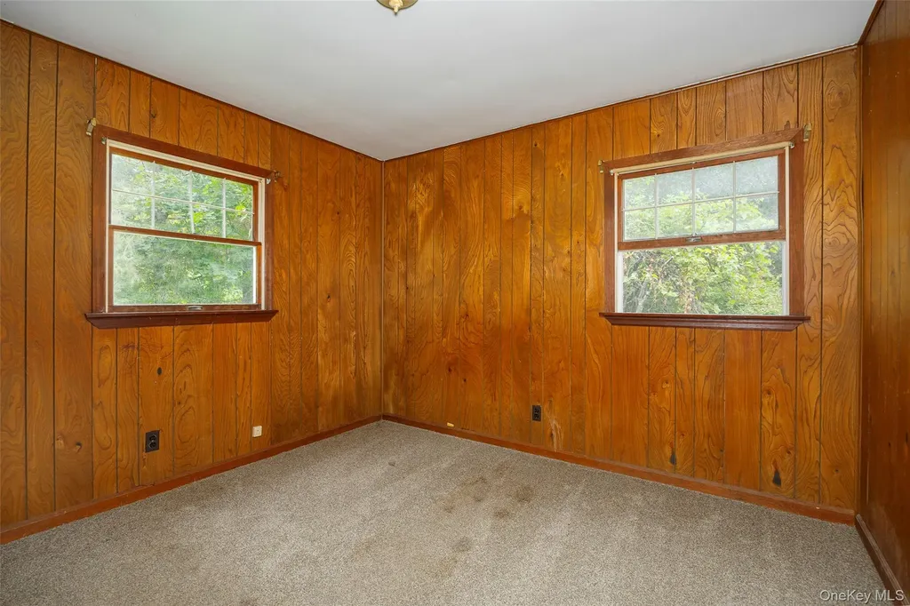 993 State Route 32 Wallkill NY 12589
