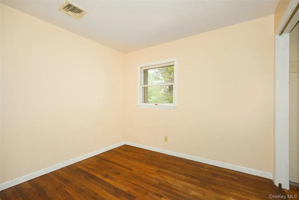 993 State Route 32 Wallkill NY 12589
