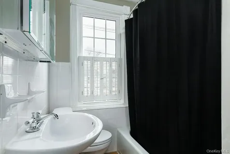 213 Elmendorf Street Kingston NY 12401