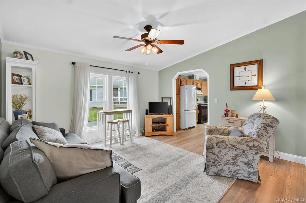21 Vista Lane Poughkeepsie NY 12603