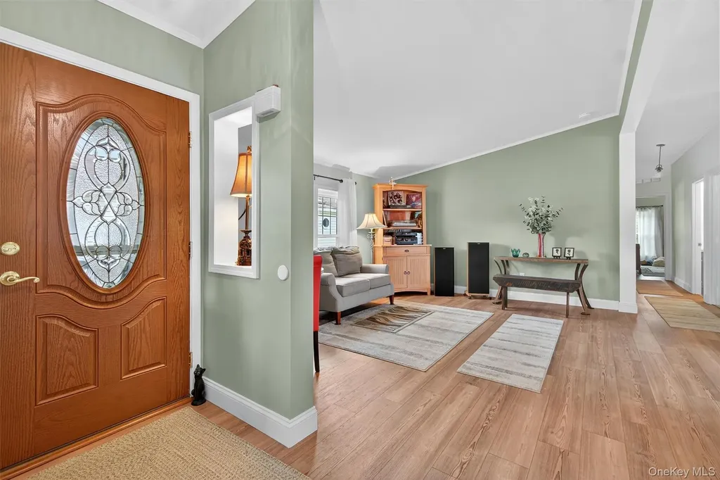 21 Vista Lane Poughkeepsie NY 12603