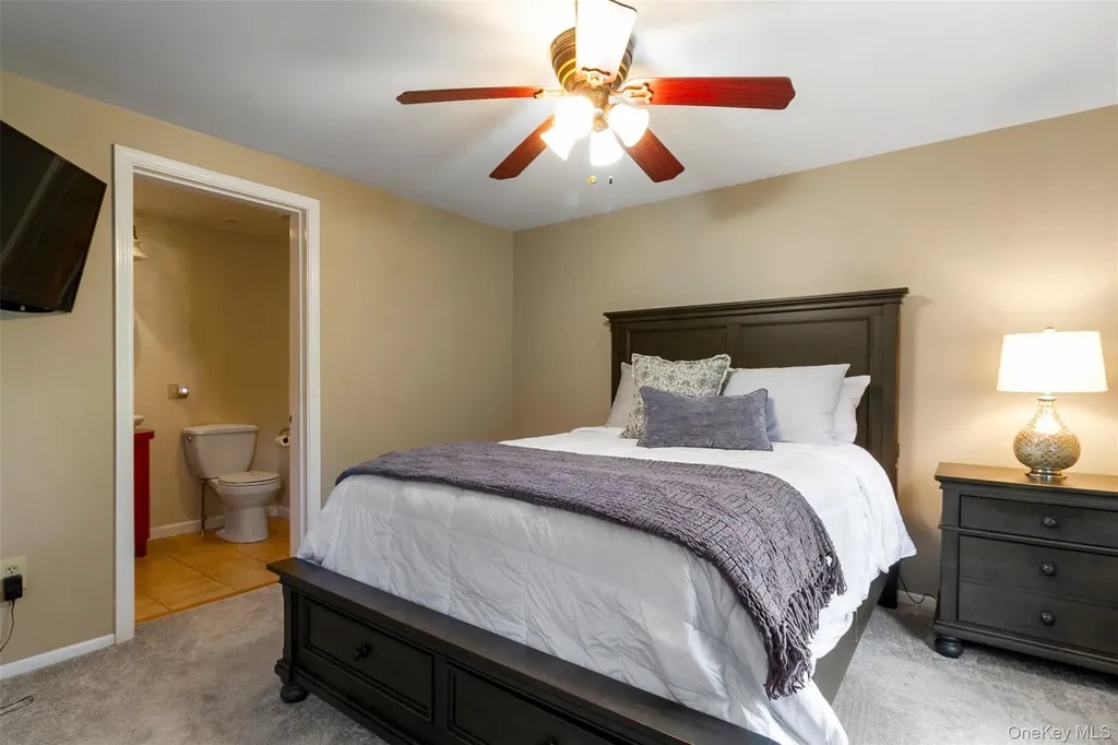 1001 Williamsburg Drive Mahopac NY 10541