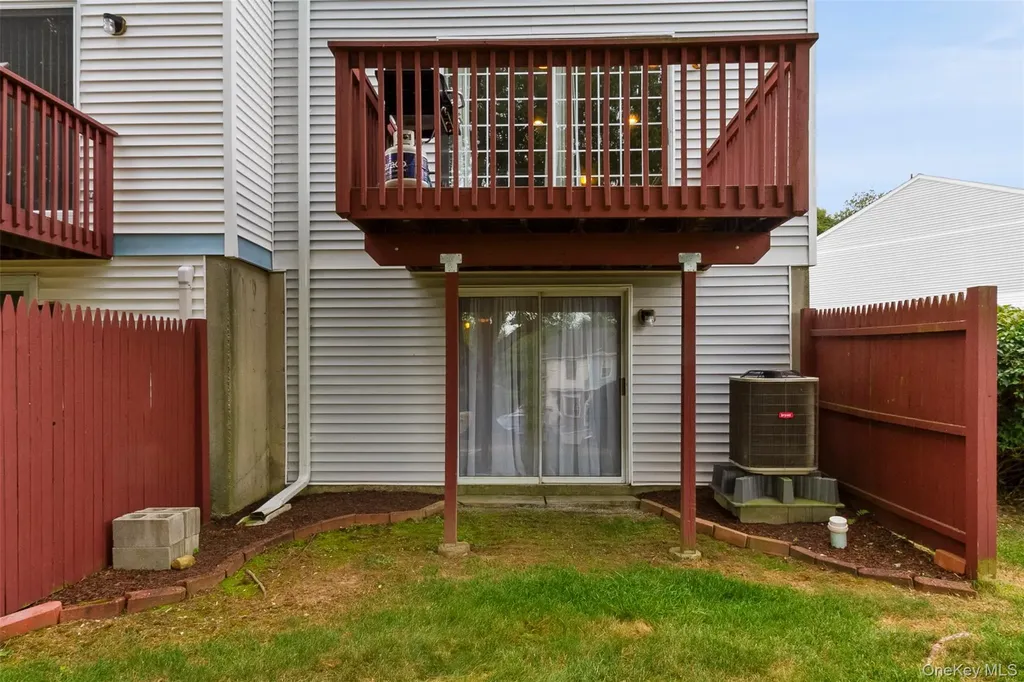 1001 Williamsburg Drive Mahopac NY 10541