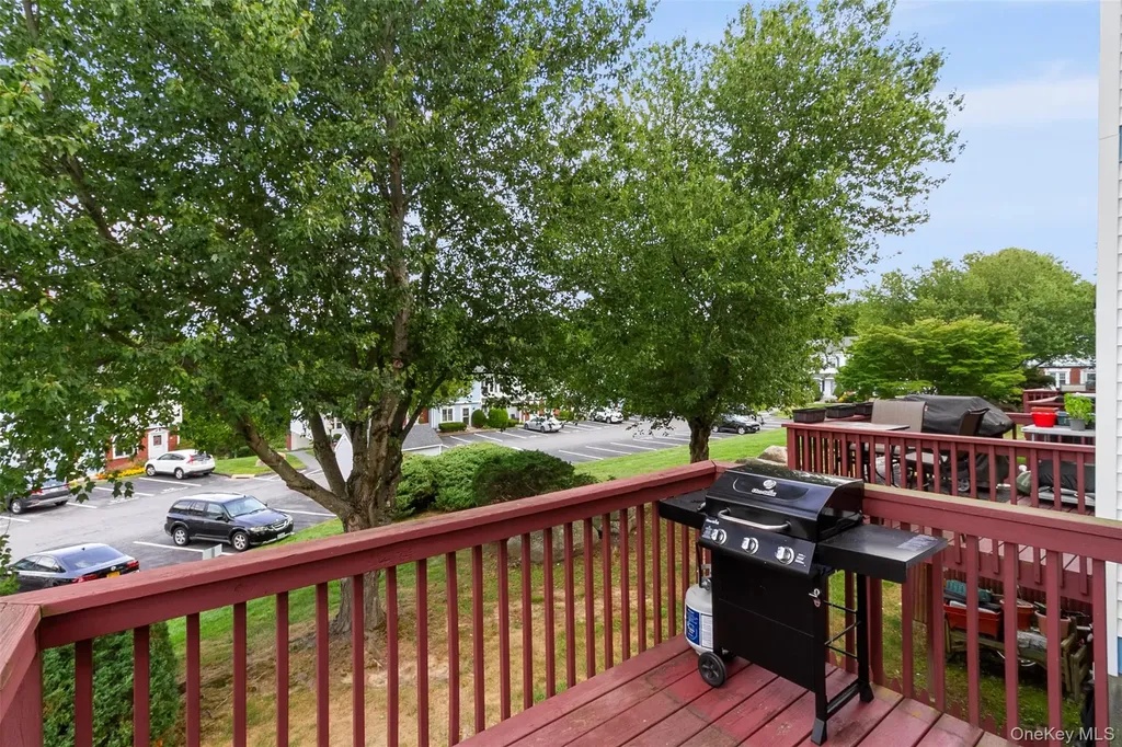 1001 Williamsburg Drive Mahopac NY 10541