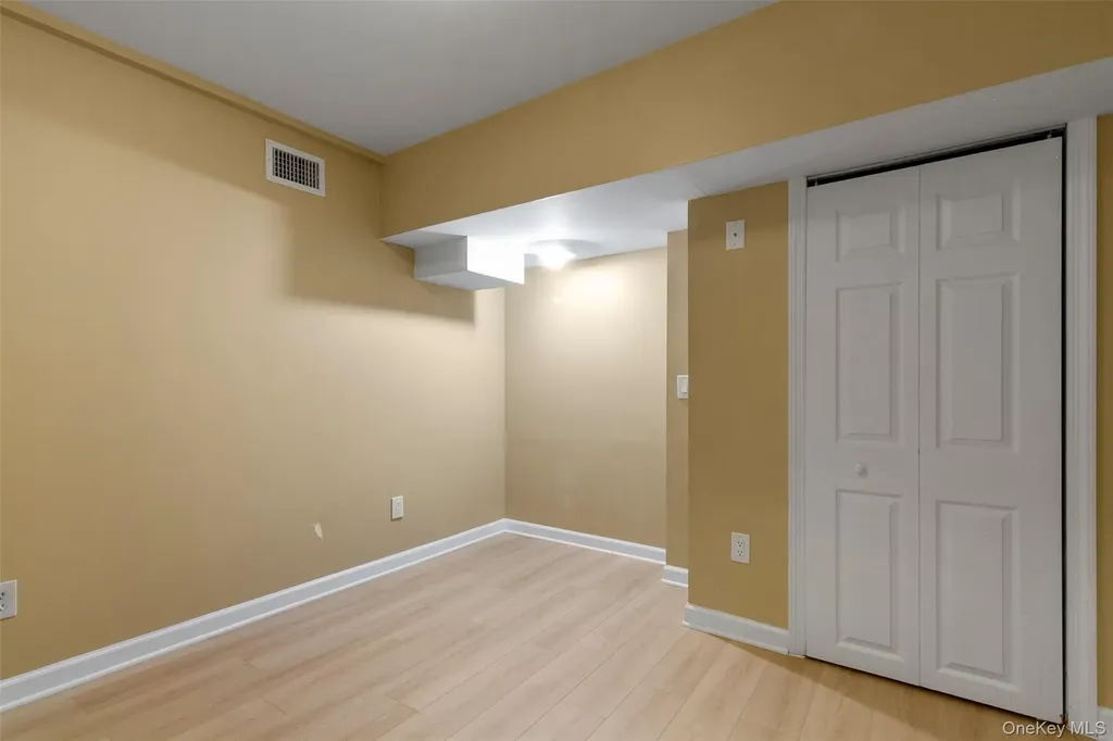1001 Williamsburg Drive Mahopac NY 10541