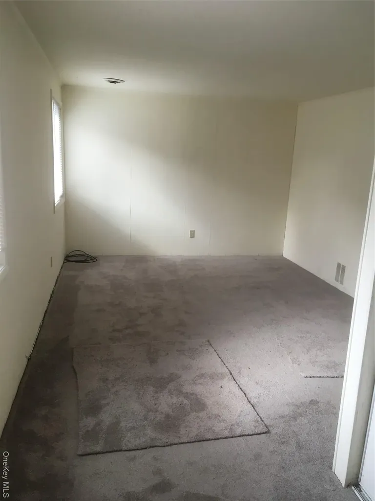 11 Howard Street Poughkeepsie NY 12601