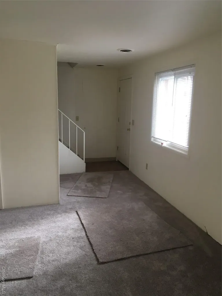 11 Howard Street Poughkeepsie NY 12601