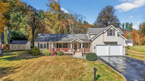 16 White Road Putnam Valley NY 10579
