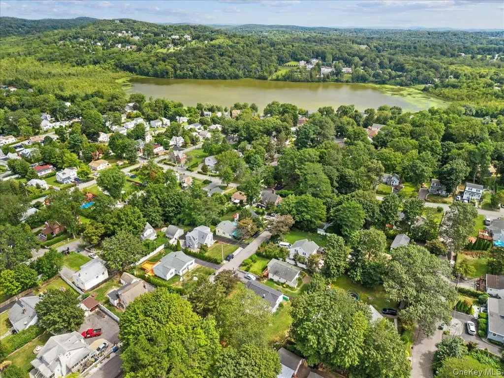 333 Rockledge Road Mahopac NY 10541