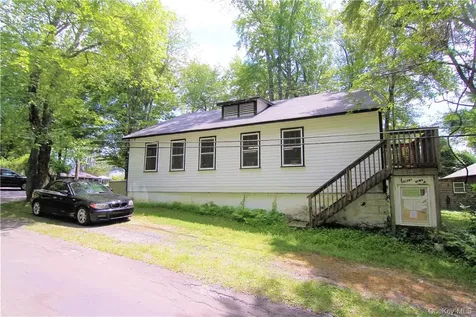 3155 Lexington Avenue Mohegan Lake NY 10567