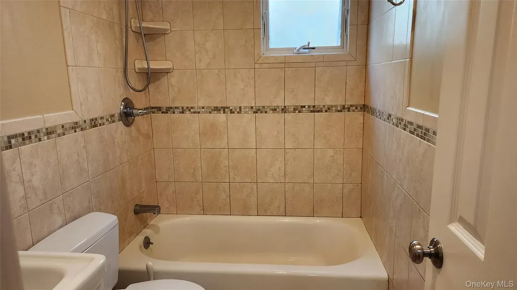 632 E Olive Street Long Beach NY 11561