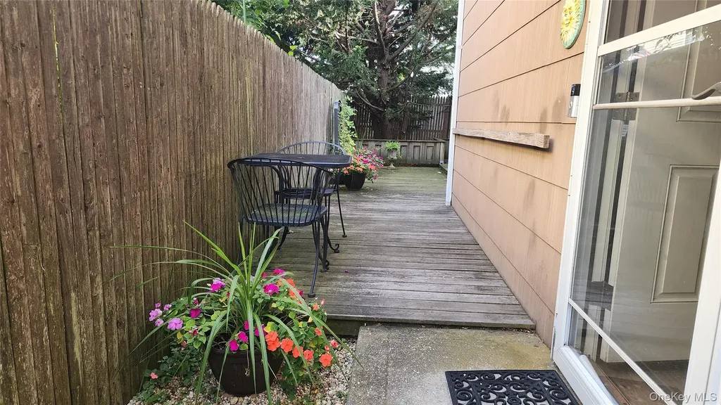 632 E Olive Street Long Beach NY 11561