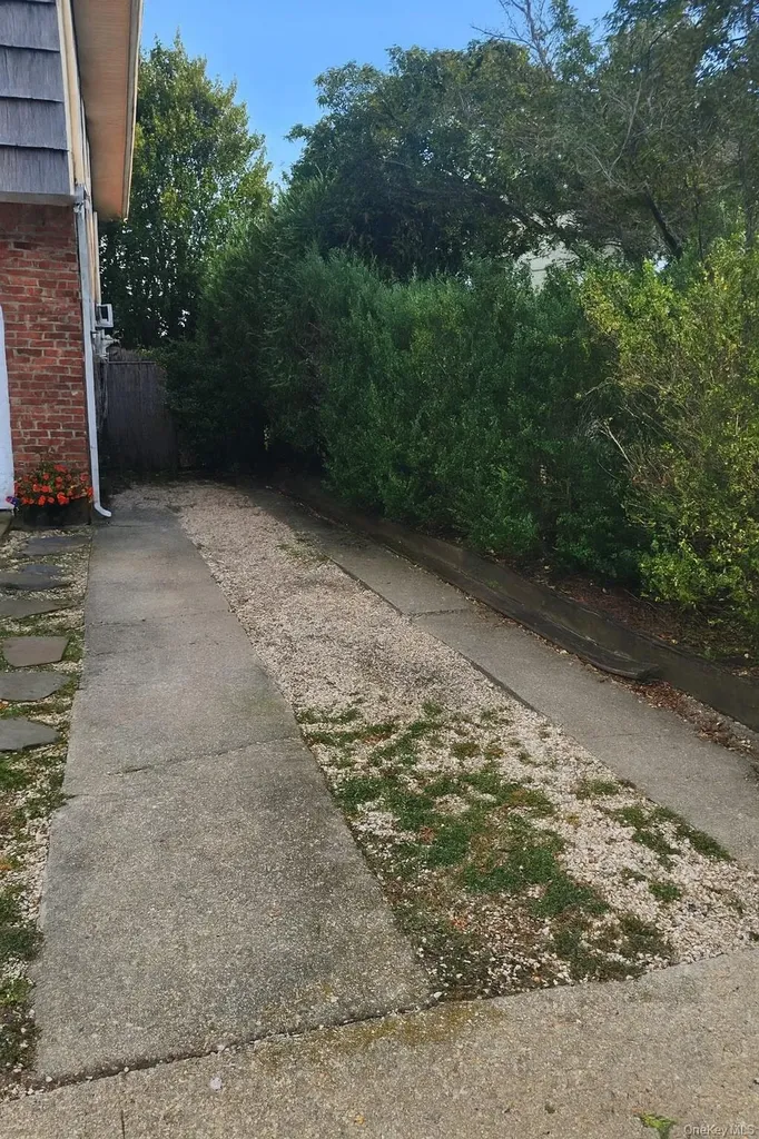 632 E Olive Street Long Beach NY 11561