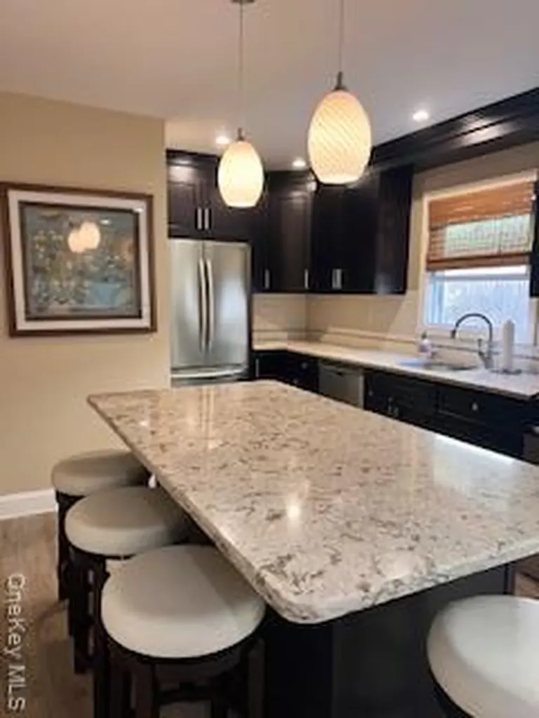 632 E Olive Street Long Beach NY 11561