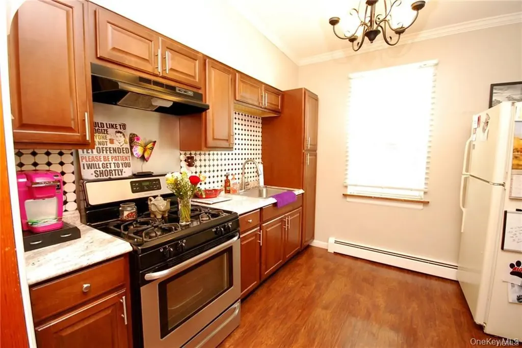 158 6th Street Verplanck NY 10596