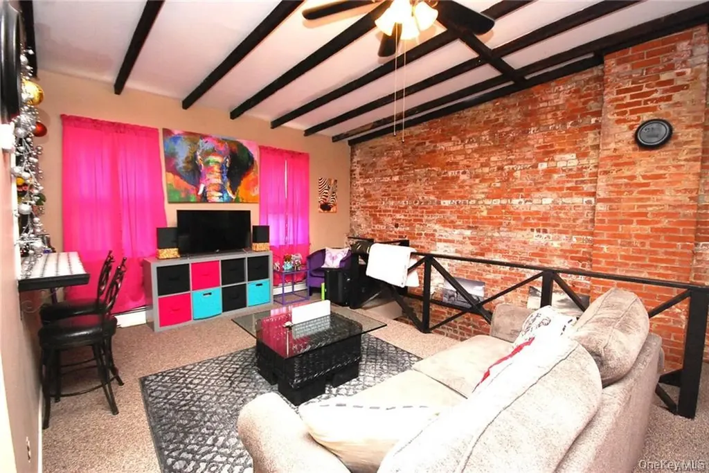 158 6th Street Verplanck NY 10596