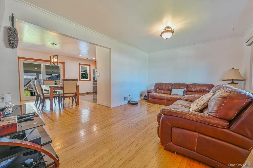74 Barbara Drive East Meadow NY 11554