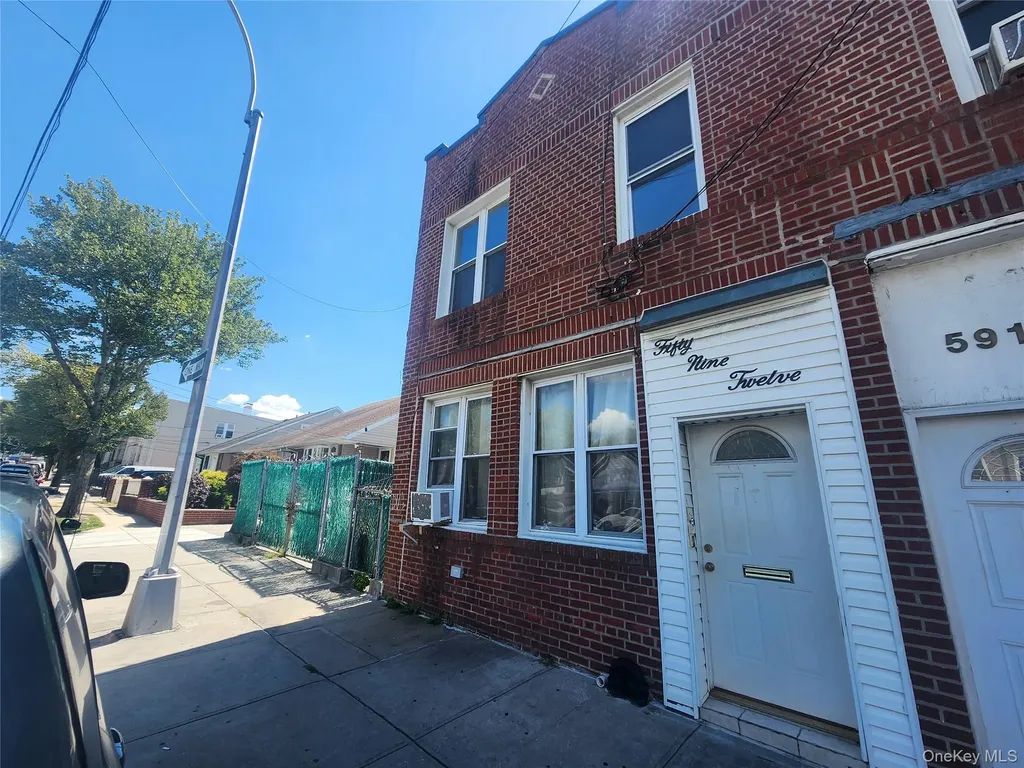 5912 58th Road Maspeth NY 11378
