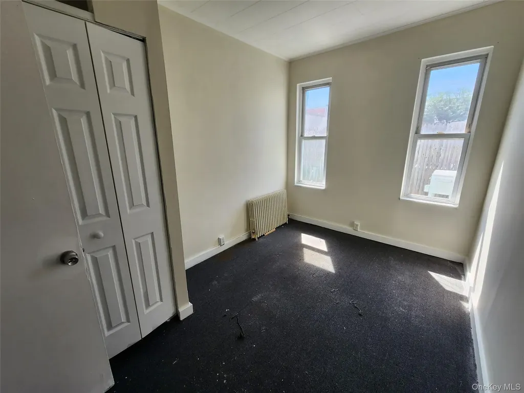 5912 58th Road Maspeth NY 11378