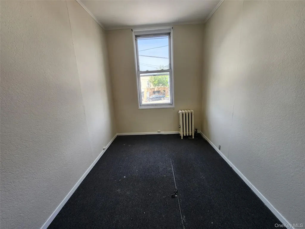 5912 58th Road Maspeth NY 11378
