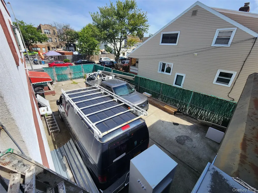 5912 58th Road Maspeth NY 11378