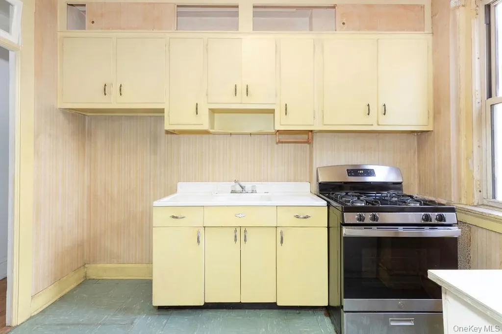 3513 76th Street Jackson Heights NY 11372