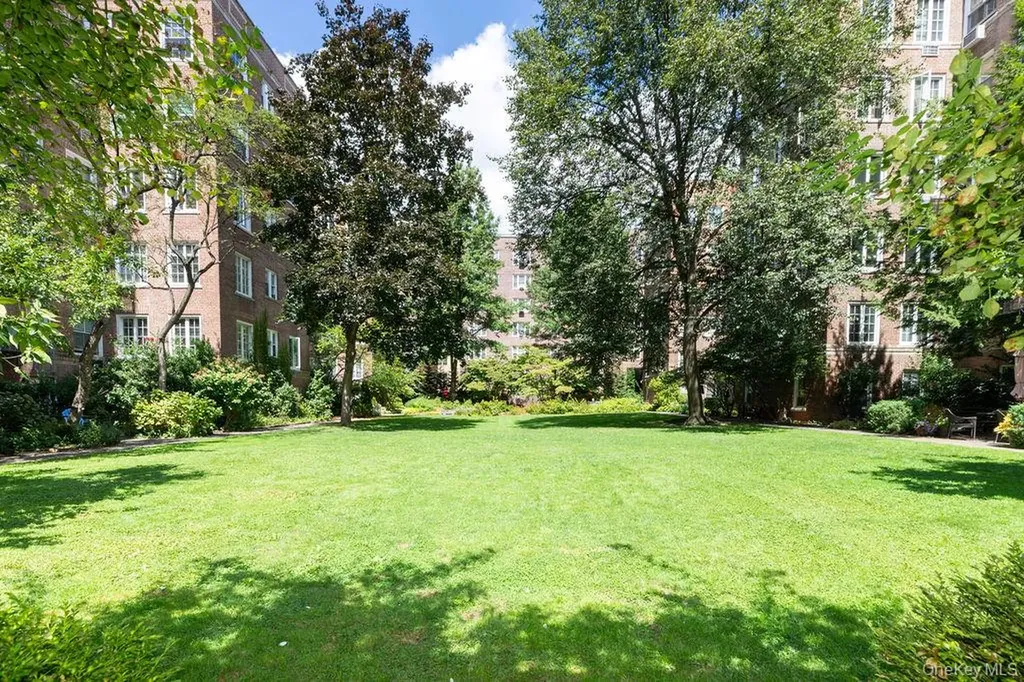 3513 76th Street Jackson Heights NY 11372