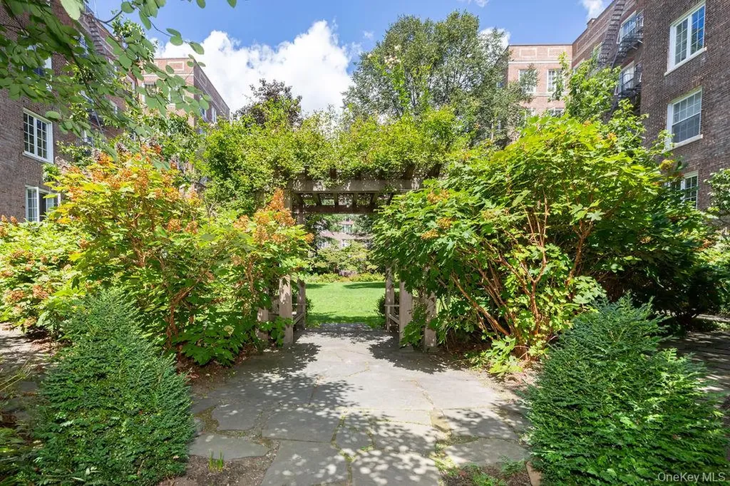 3513 76th Street Jackson Heights NY 11372