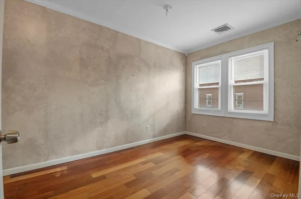 281 Broadway Bethpage NY 11714