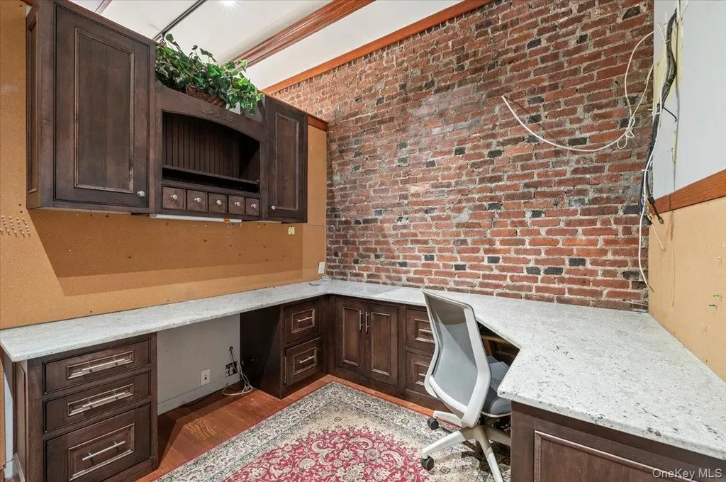 281 Broadway Bethpage NY 11714