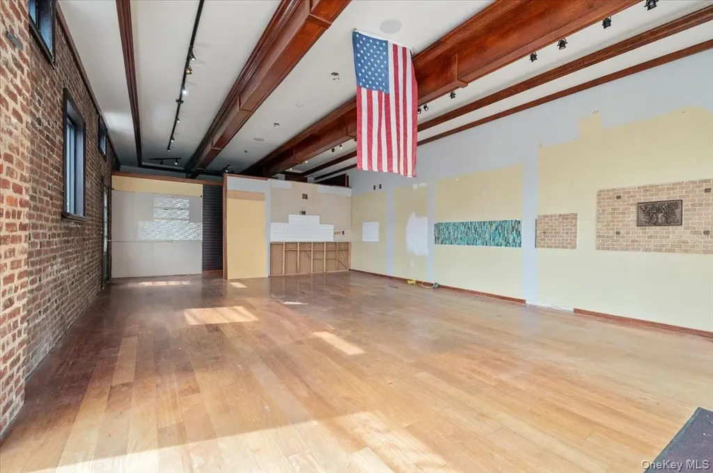281 Broadway Bethpage NY 11714