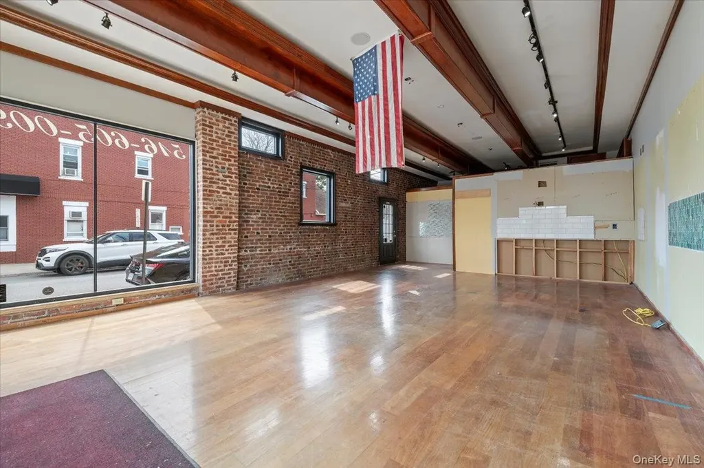 281 Broadway Bethpage NY 11714