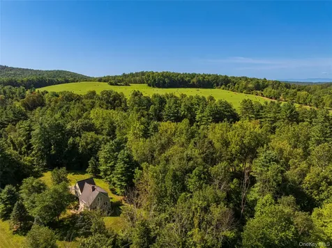 28 Green Brook Drive Chatham NY 12024