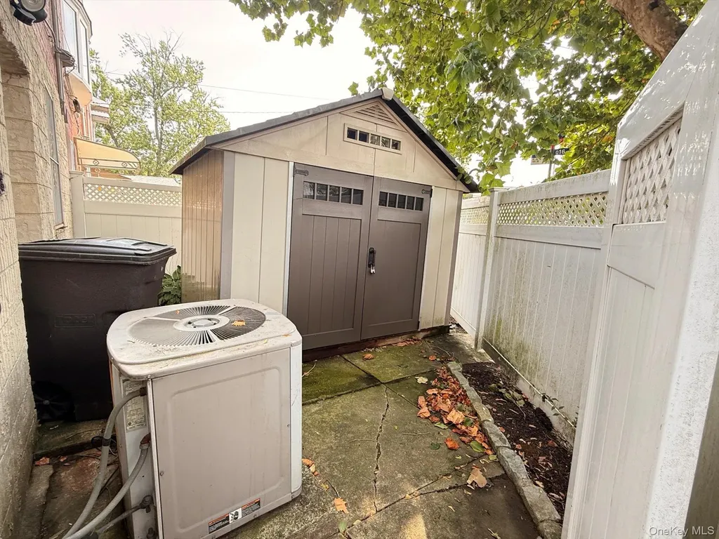 28-15 Bayside Lane Flushing NY 11358