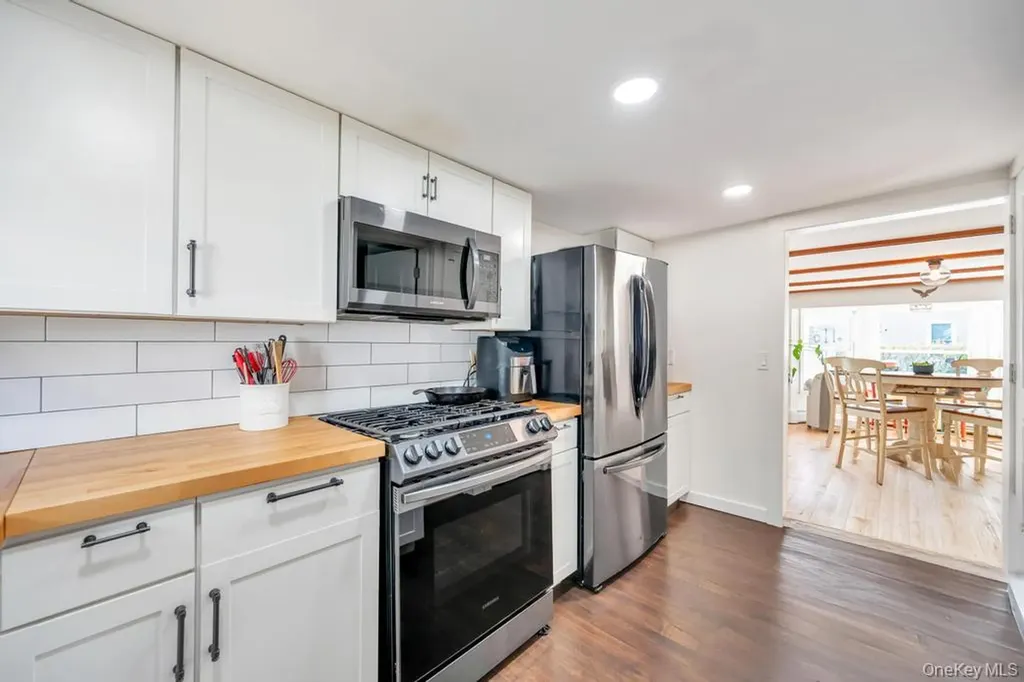 181 Blue Point Avenue Blue Point NY 11715
