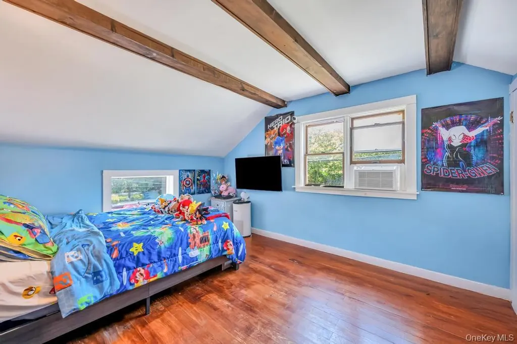 181 Blue Point Avenue Blue Point NY 11715