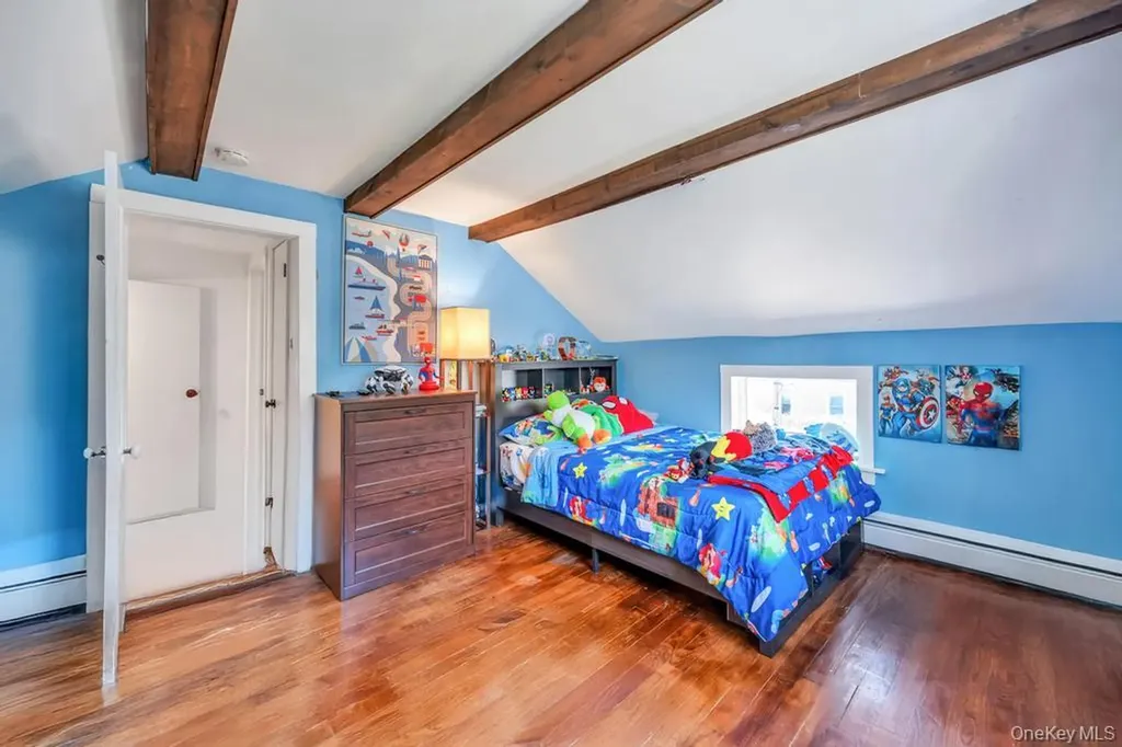 181 Blue Point Avenue Blue Point NY 11715