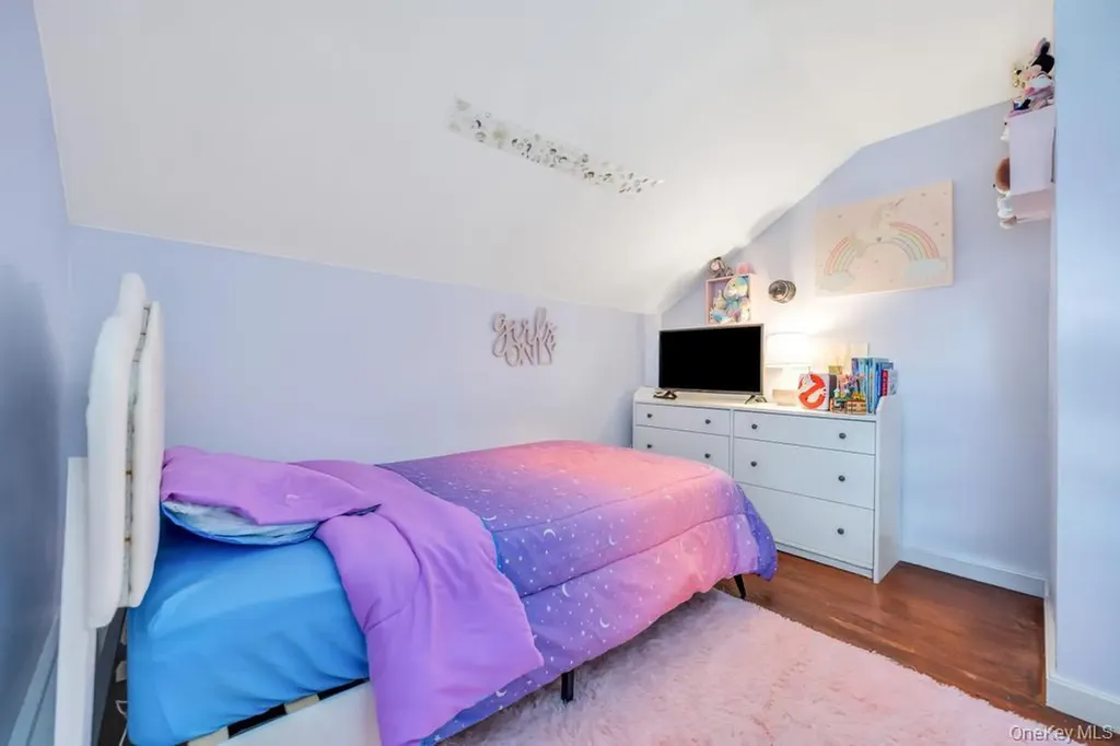 181 Blue Point Avenue Blue Point NY 11715