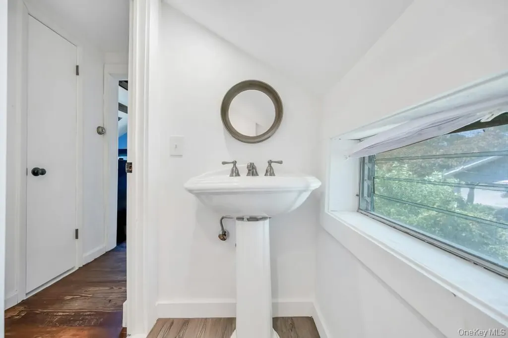 181 Blue Point Avenue Blue Point NY 11715