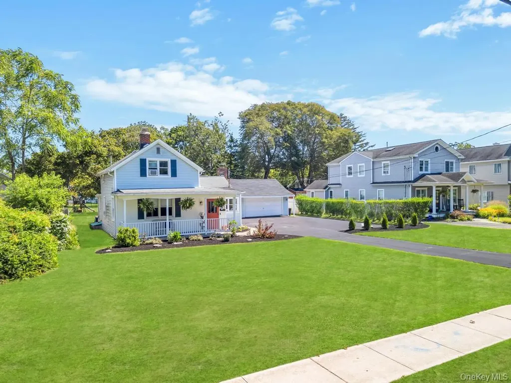 181 Blue Point Avenue Blue Point NY 11715