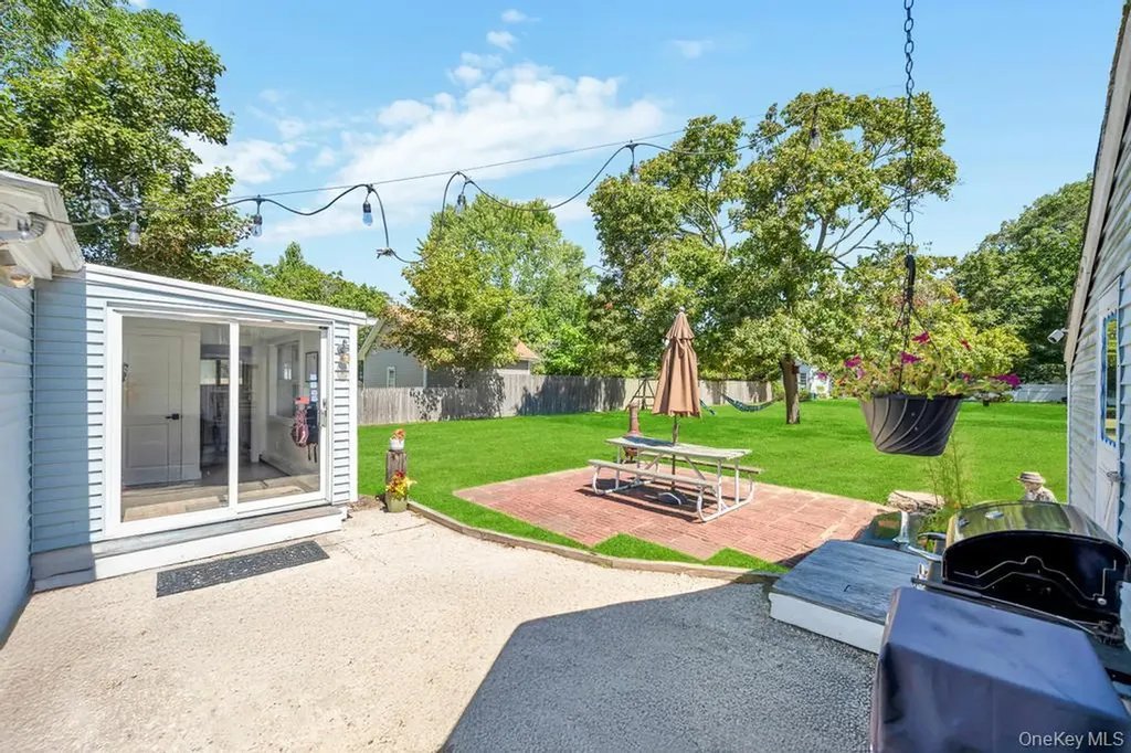 181 Blue Point Avenue Blue Point NY 11715