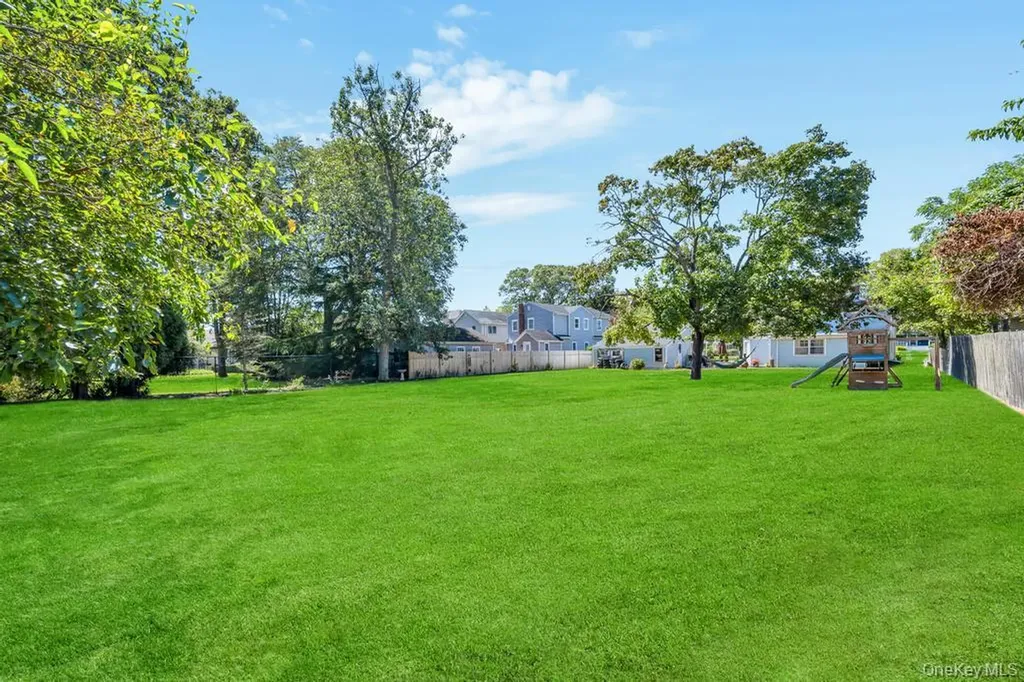 181 Blue Point Avenue Blue Point NY 11715