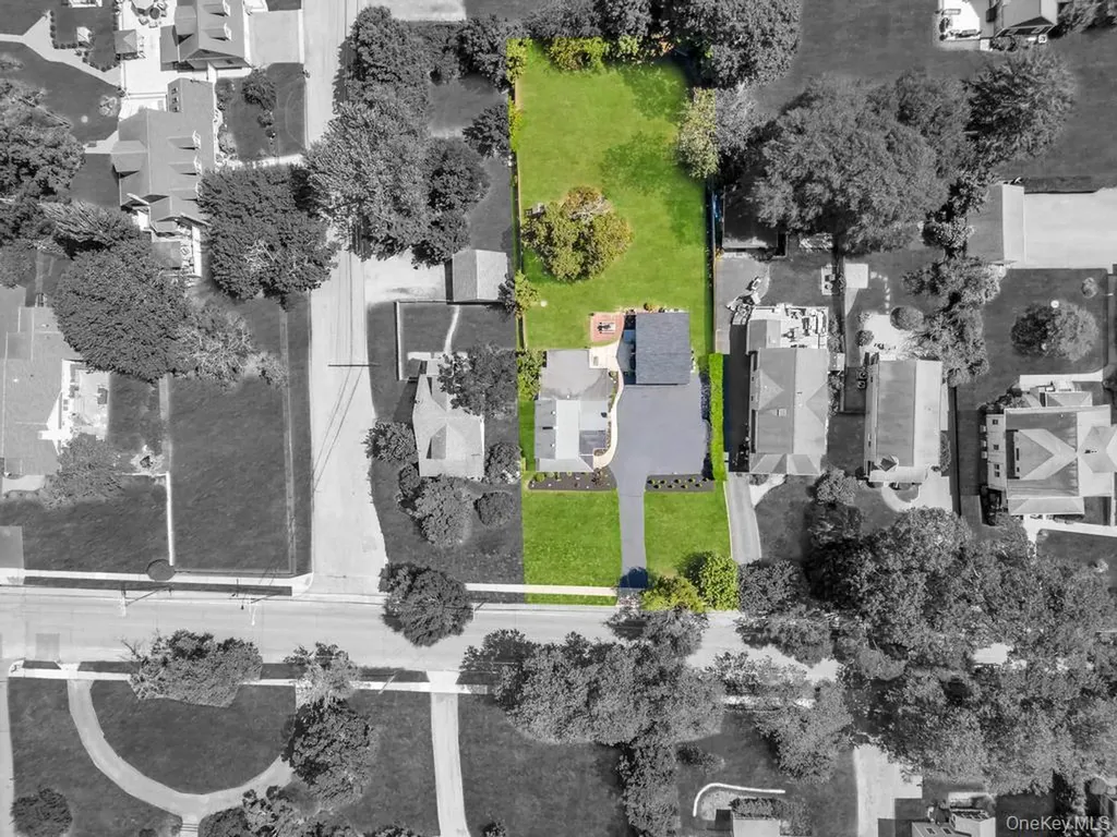 181 Blue Point Avenue Blue Point NY 11715