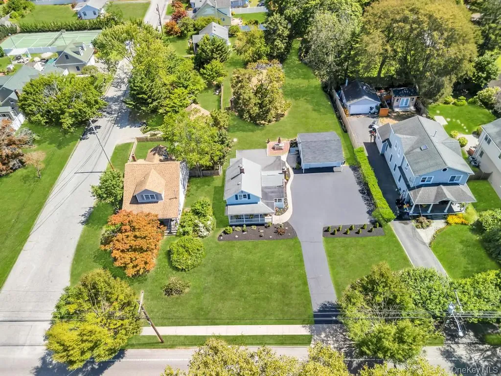 181 Blue Point Avenue Blue Point NY 11715