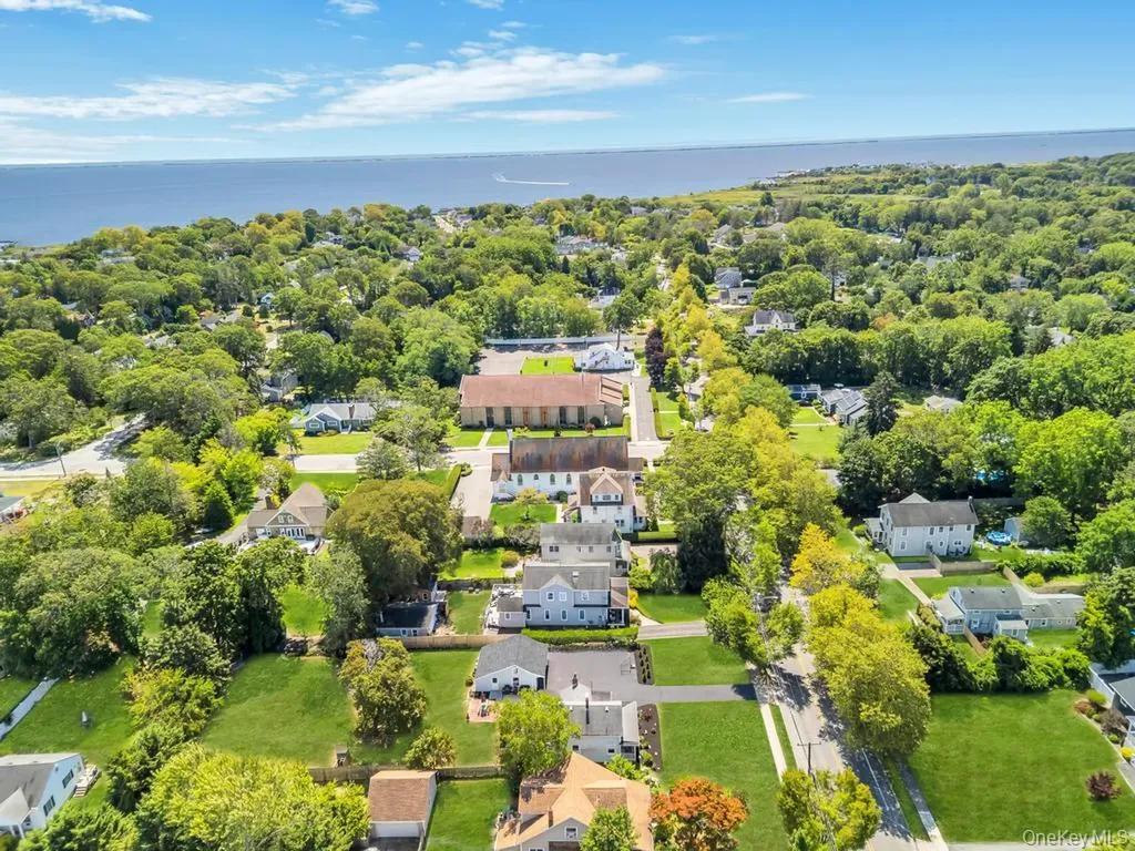 181 Blue Point Avenue Blue Point NY 11715