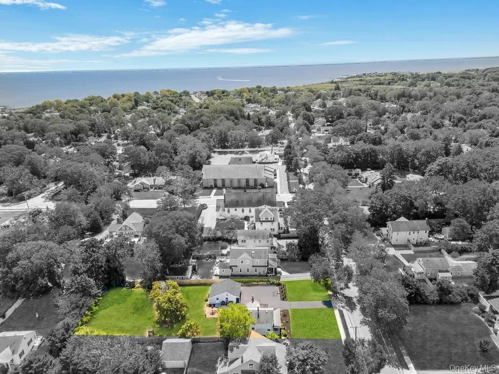 181 Blue Point Avenue Blue Point NY 11715