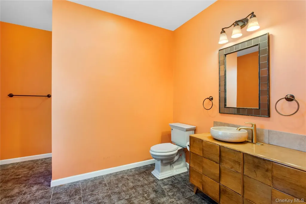 41 Park Drive Riverhead NY 11901