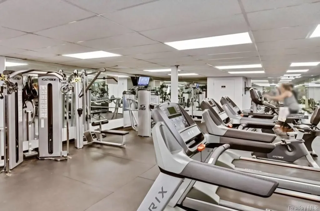 724 166th Street Beechhurst NY 11357