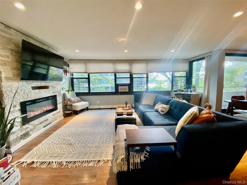 724 166th Street Beechhurst NY 11357
