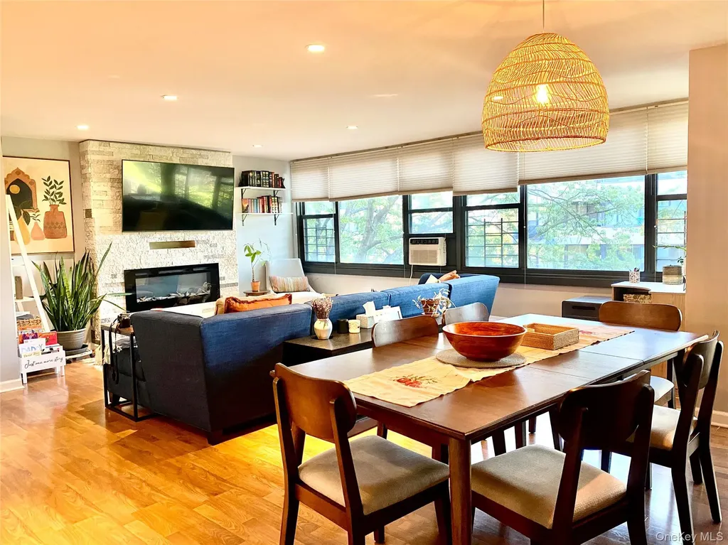 724 166th Street Beechhurst NY 11357